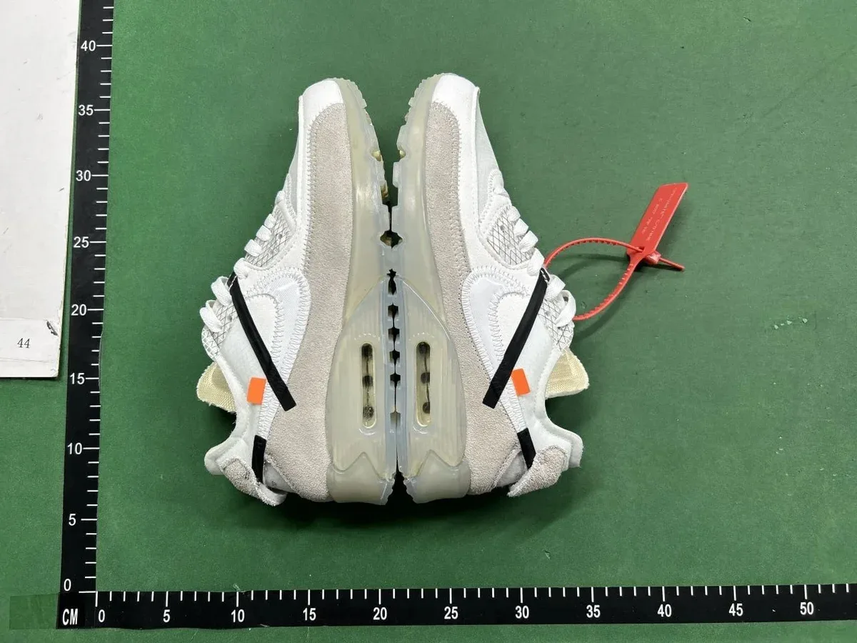 Nike Air Max 90 Sail/Black Sneakers
