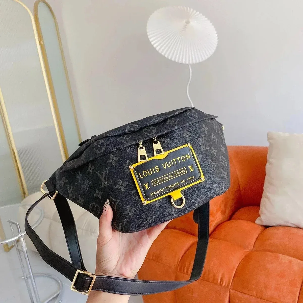 Louis Vuitton Neverfull Monogram Belt Bag Black
