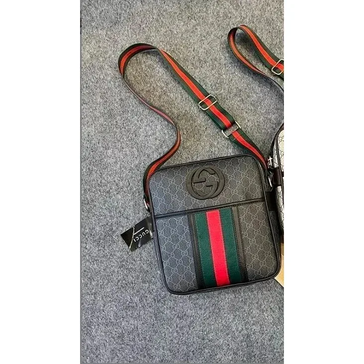 Gucci GG Supreme Black Red Green Crossbody Bag