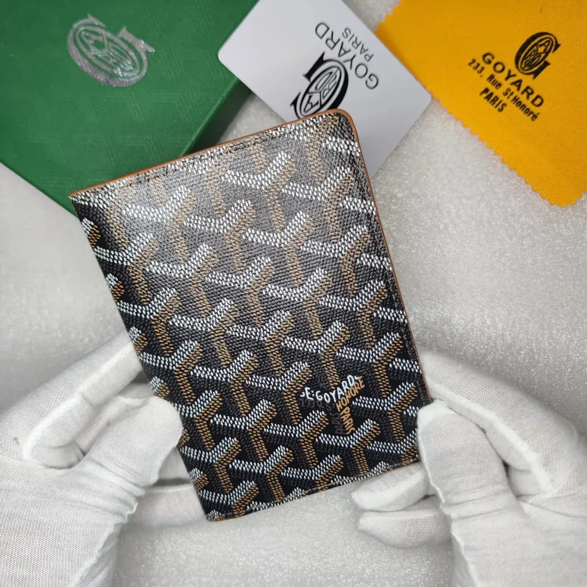 Goyard Goyard Monogram 35 Passport Holder Black/Brown Black - 1
