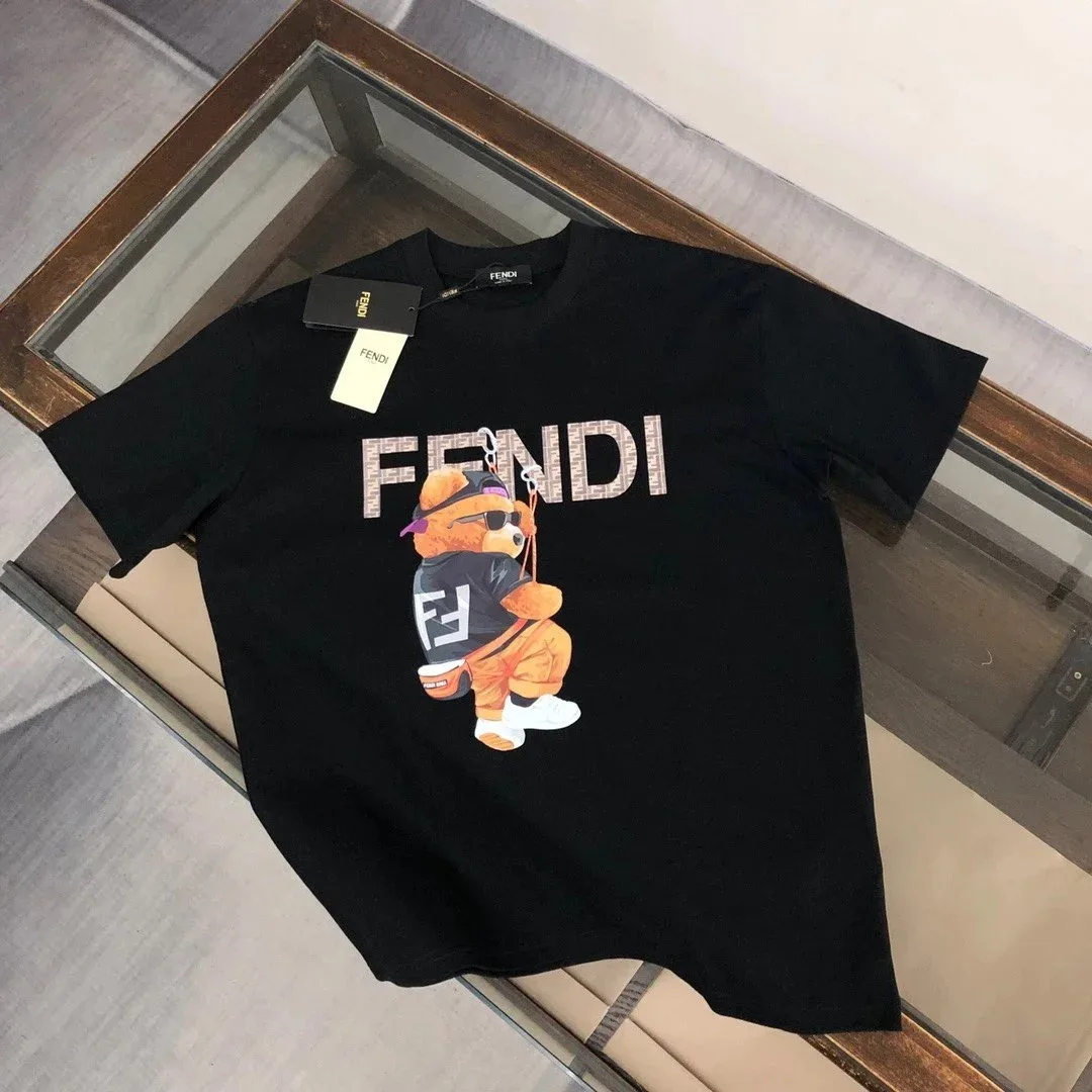 Fendi Fendi Bear Graphic T-Shirt Black T-Shirts Black - 1