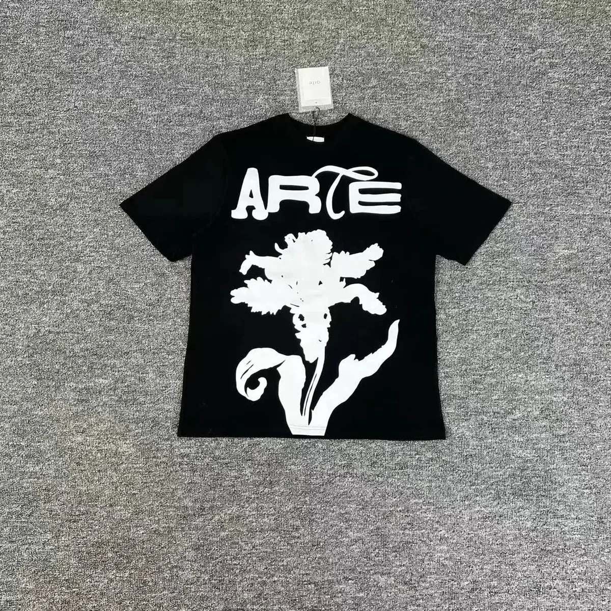 Other ART-211 Black ARTE Graphic T-Shirt Black - 1