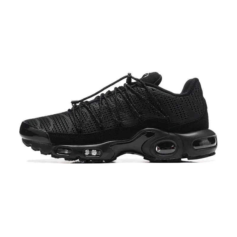 Nike Nike Air Max Plus Triple Black Sneakers Black