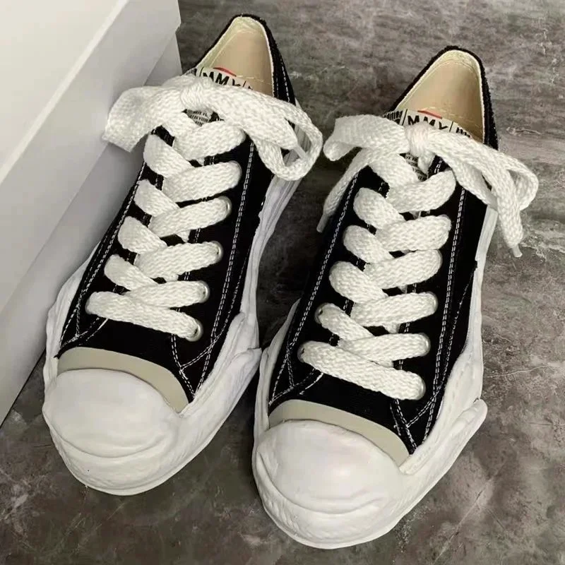Maison Mihara Yasuhiro Maison Mihara Yasuhiro OG Style 36 Black 22号色 Sneakers Black - 1