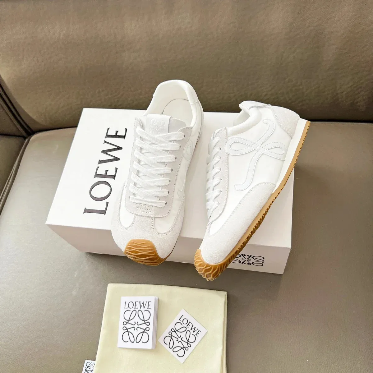 Loewe Loewe Anagram White/Gum Sneakers White