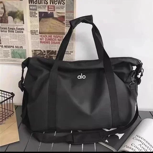 Other Alo Black Travel Duffle Bag Black - 1