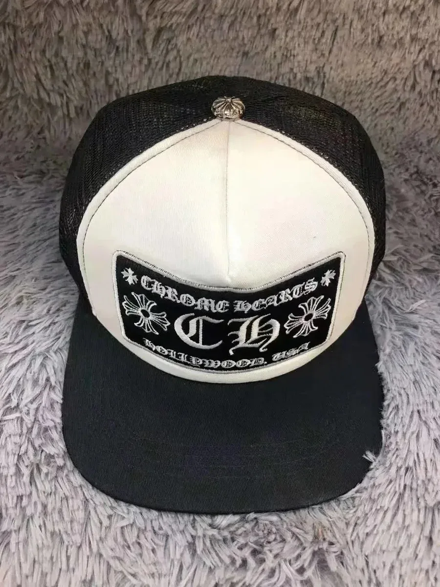 Chrome Hearts Chrome Hearts CH Trucker Cap Black/White Multicolor
