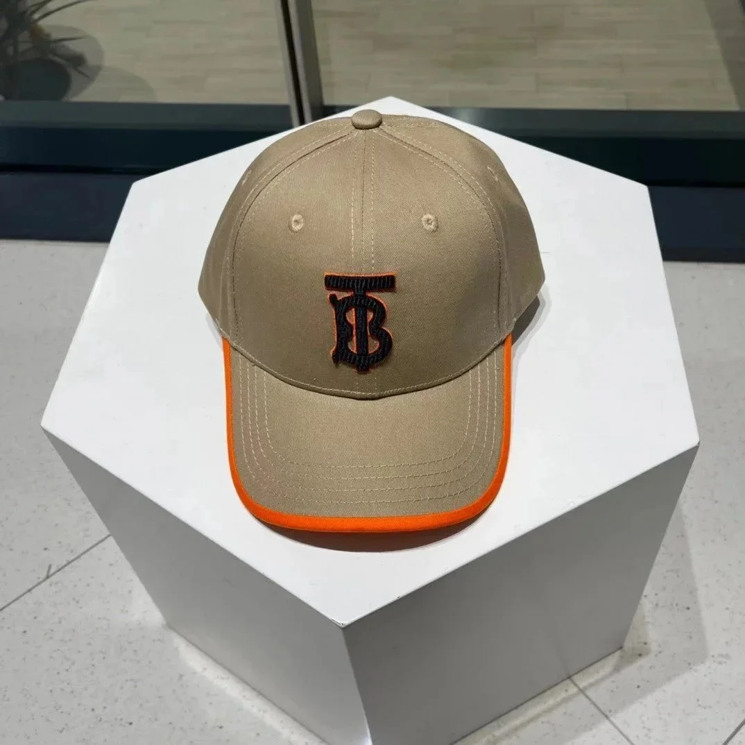 Burberry Burberry TB Monogram Khaki/Orange Cap Beige