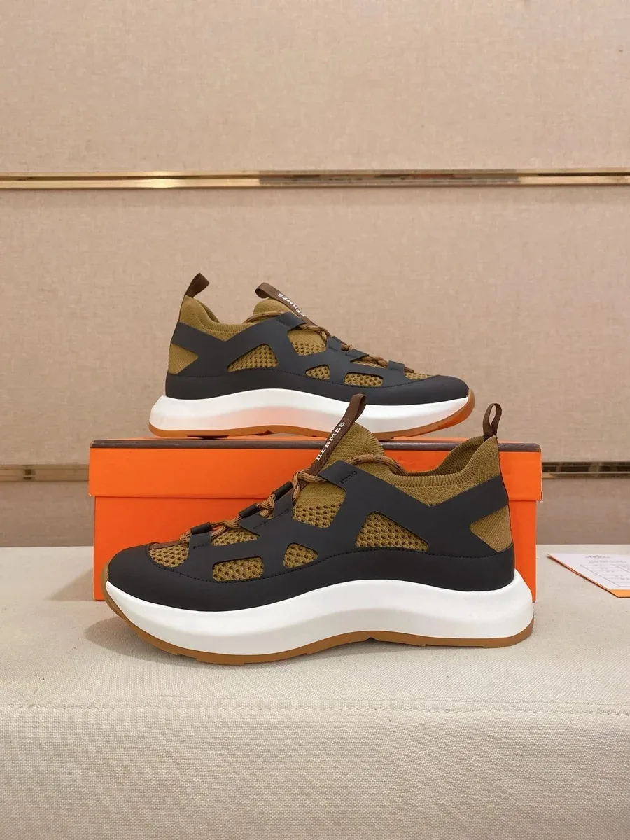 Hermès Hermès Runners Olive & Black Sneakers Black