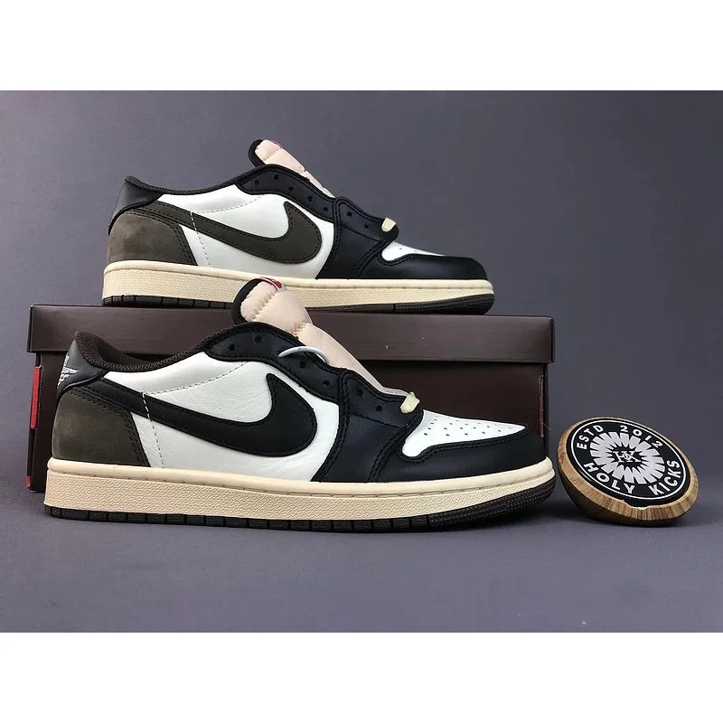Nike Nike Air Jordan 1 Low 'Travis Scott' Sneakers Black - 1