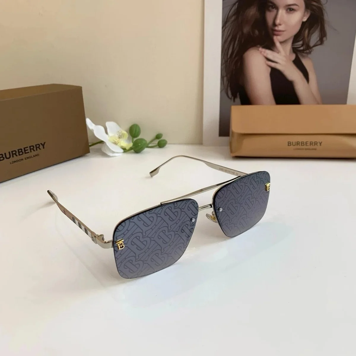 Burberry Burberry TB Monogram Blue/Gold Monogram Sunglasses Blue