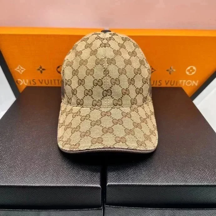 Louis Vuitton Louis Vuitton Monogram Beige Cap Beige