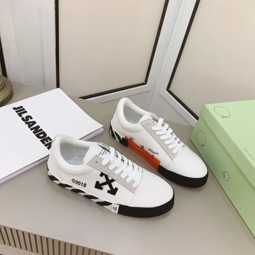 Off-White Off-White OW100 Shooter White/Black Sneakers White - 1