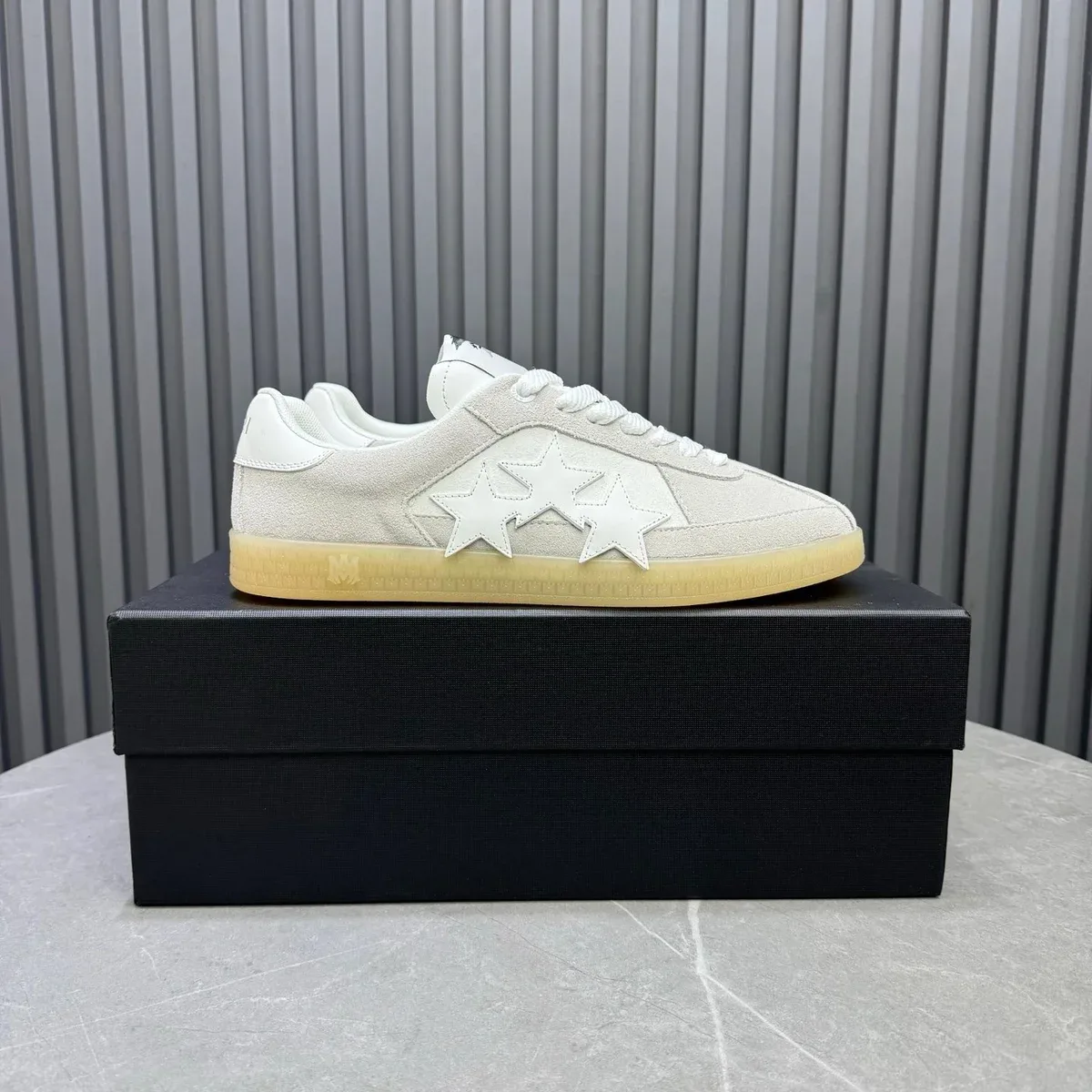 Maison Mihara Yasuhiro Maison Mihara Yasuhiro MMY Blakey White Star Sneakers White - 1