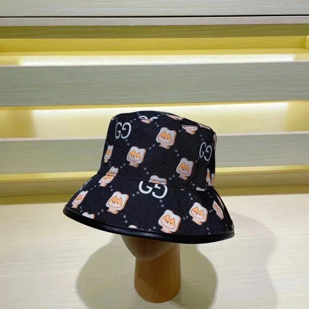 Gucci Gucci GG Monogram Cat Print Bucket Hat Black