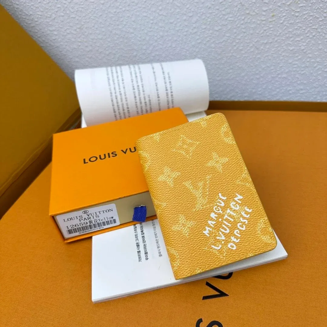 Louis Vuitton Tabi Kartenetui mit gelbem Monogramm