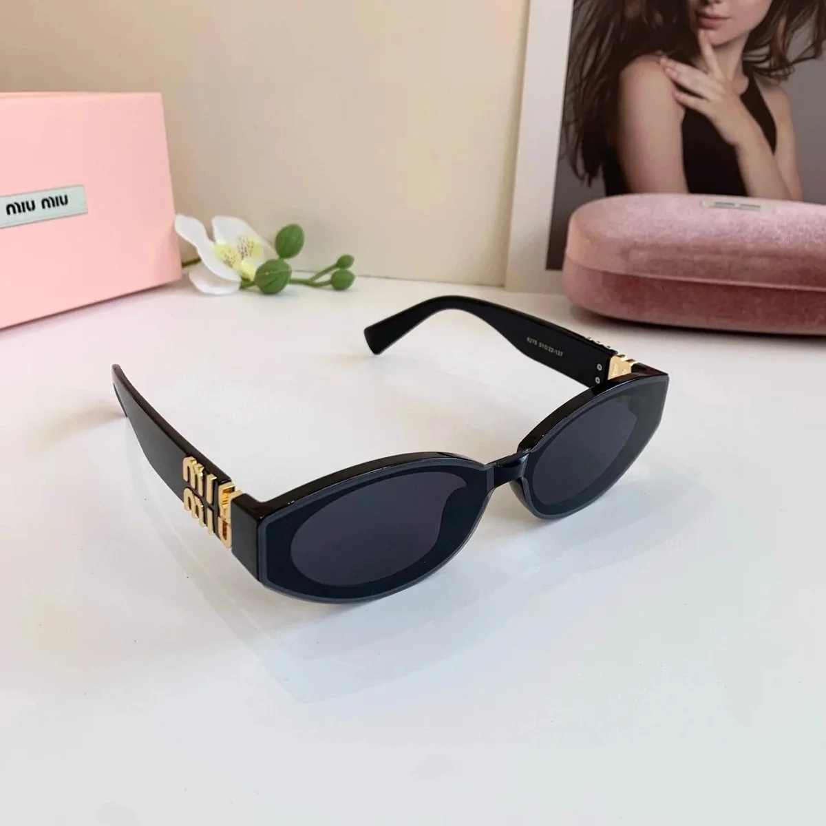 Miu Miu Miu Miu Black Gold Logo Sunglasses Eyewear Black - 1