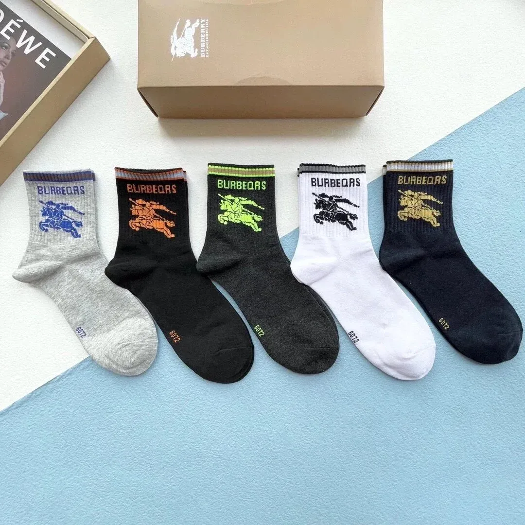 Burberry Burberry Knights Logo Crew Socks in Various Colors Black - 1