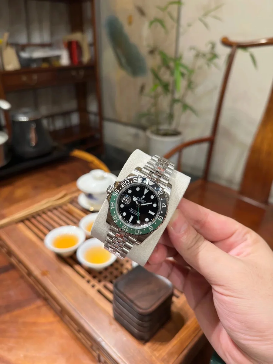 Rolex Rolex GMT-Master II Green & Black Watch Multicolor