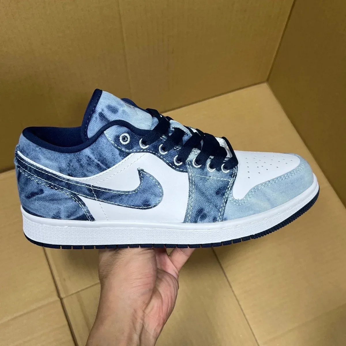 Nike Nike Air Jordan 1 Low Denim Wash Sneakers Blue