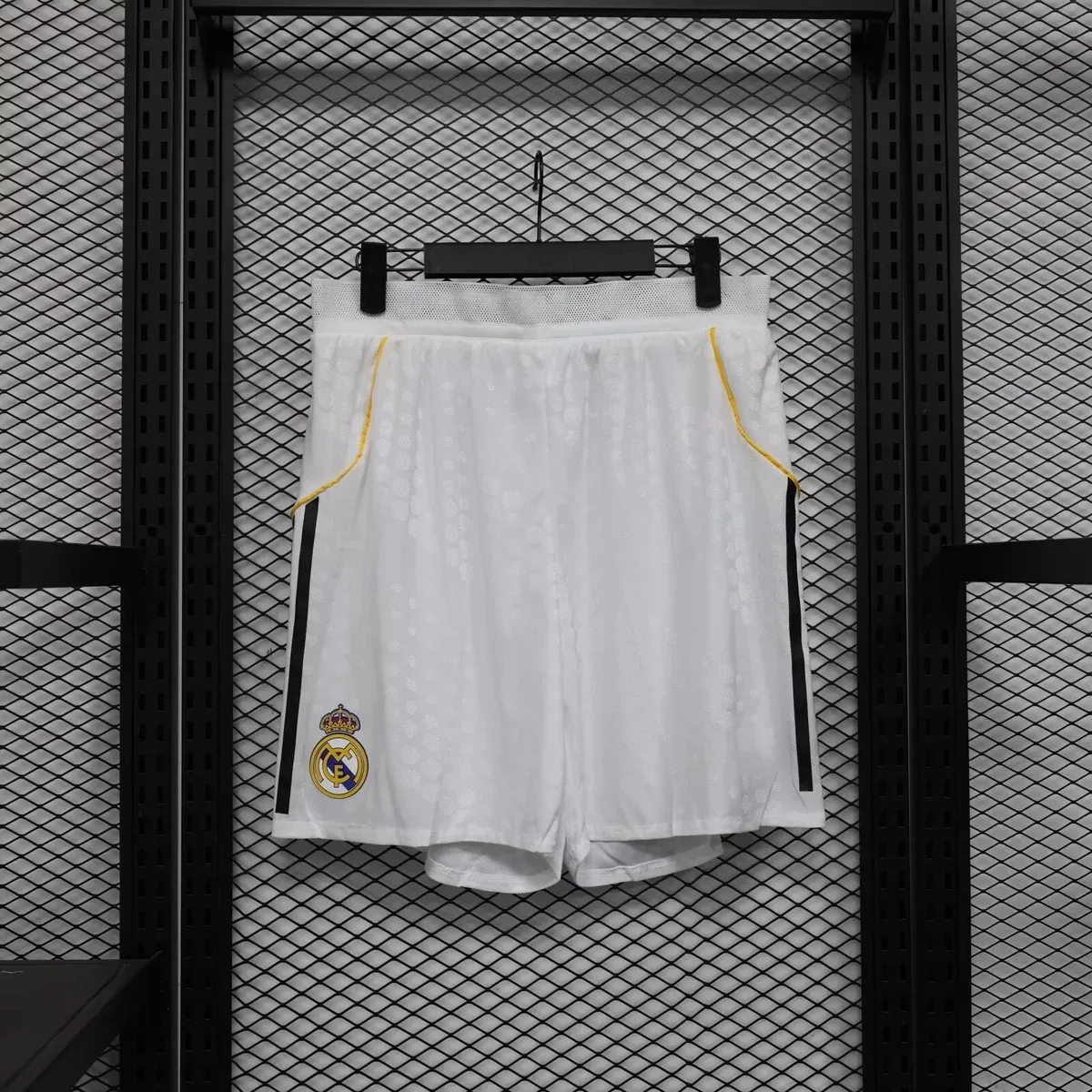 Nike Nike Air Max White/Yellow Real Madrid Shorts White - 1