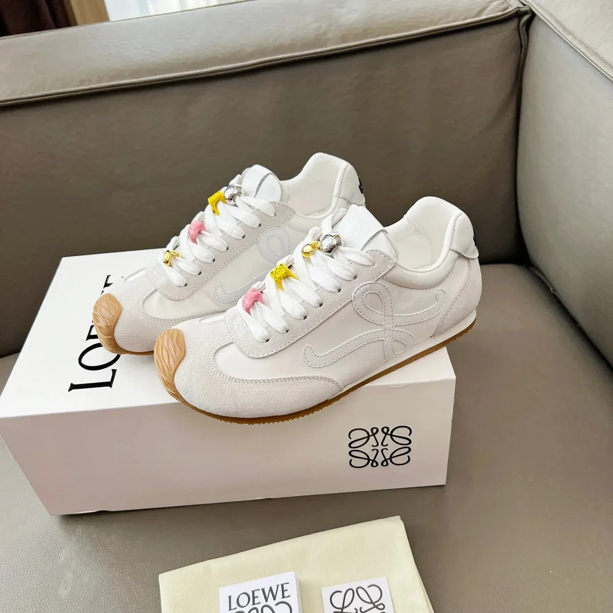 Loewe Loewe Anagram A-2 White/Beige Multicolor Bead Sneakers White