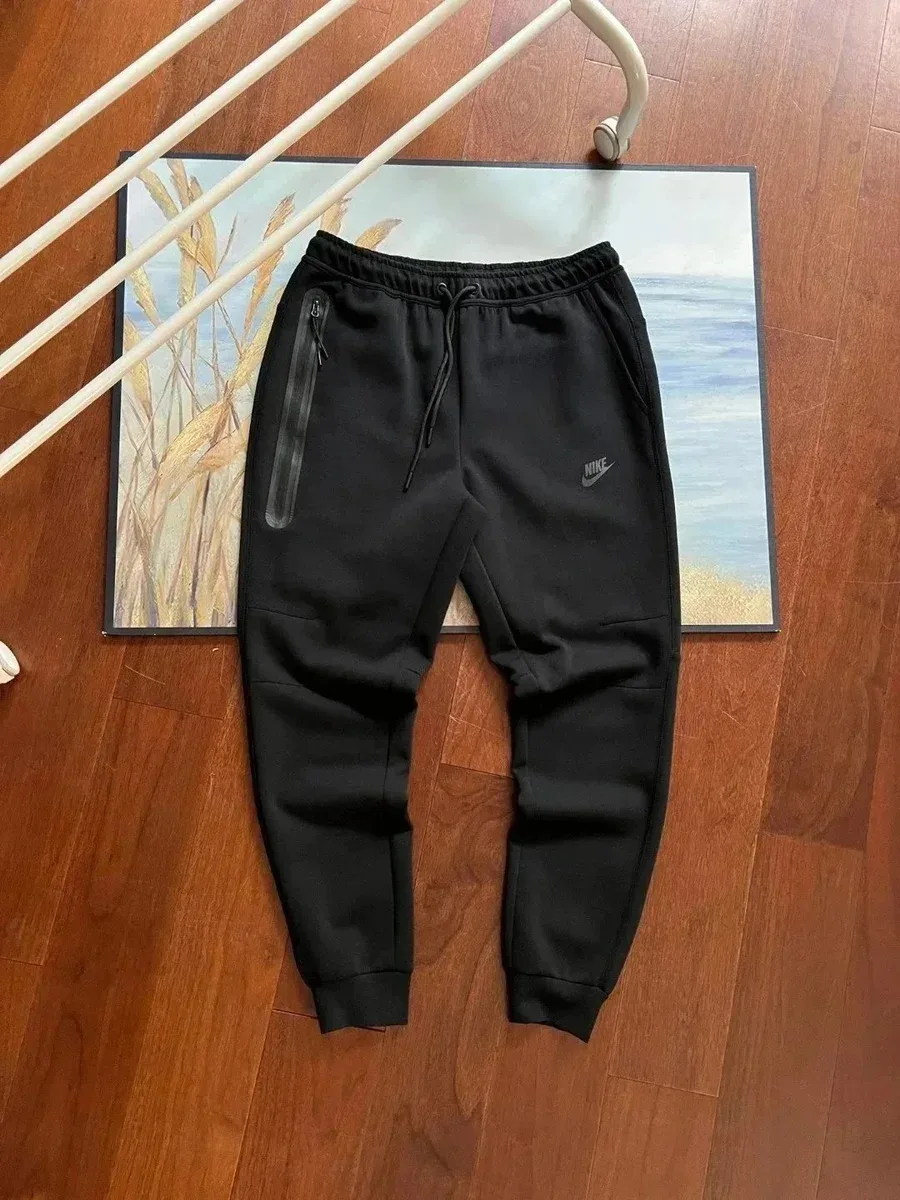 Nike Nike Tech Fleece Black Jogger Pants Black