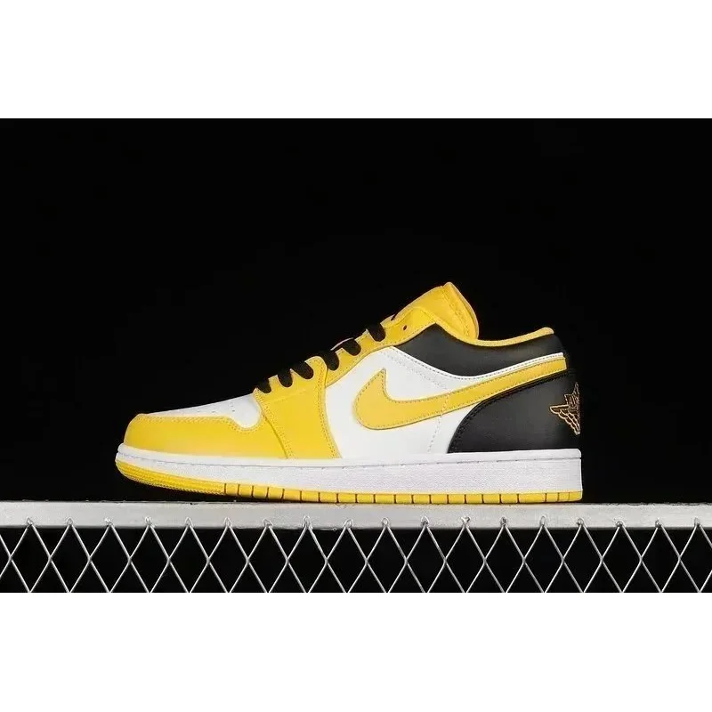 Nike Nike Air Jordan 1 Low Sail/Yellow Black Sneakers Yellow - 1