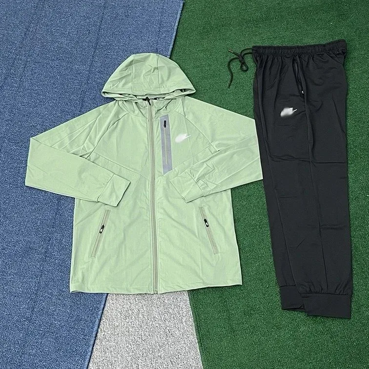 Nike Nike Air Tech Fleece Green Jacket & Black Pants Set Green - 1