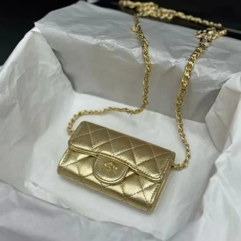 Chanel Classic Flap Portafoglio trapuntato oro con catena