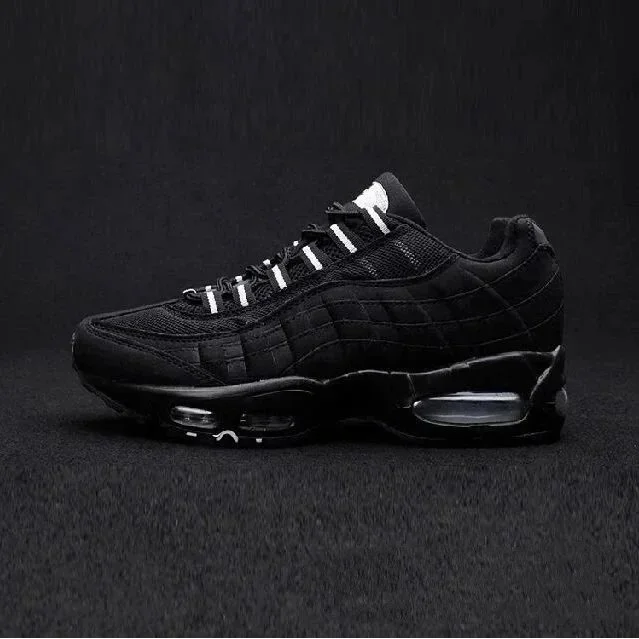Nike Nike Air Max 95 Black/White Sneakers Black
