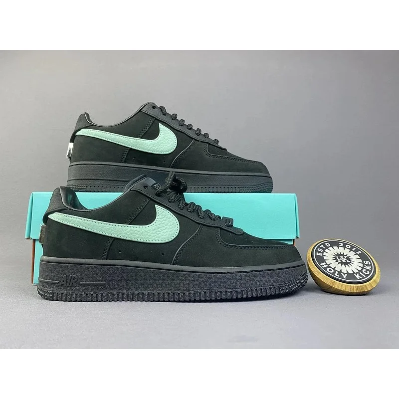 Nike Nike Air Force 1 Triple Black Sail Sneakers Black - 1