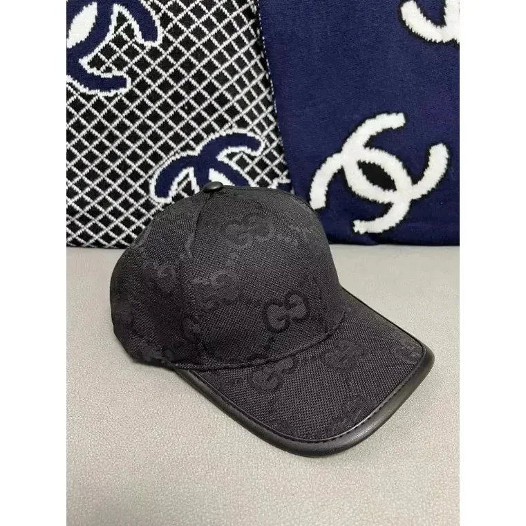 Gucci Gucci Interlocking G 33 Black Cap Black