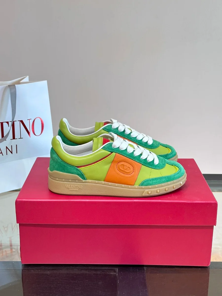 Valentino Valentino Rockstud Lime Green & Orange Sneakers Green - 1