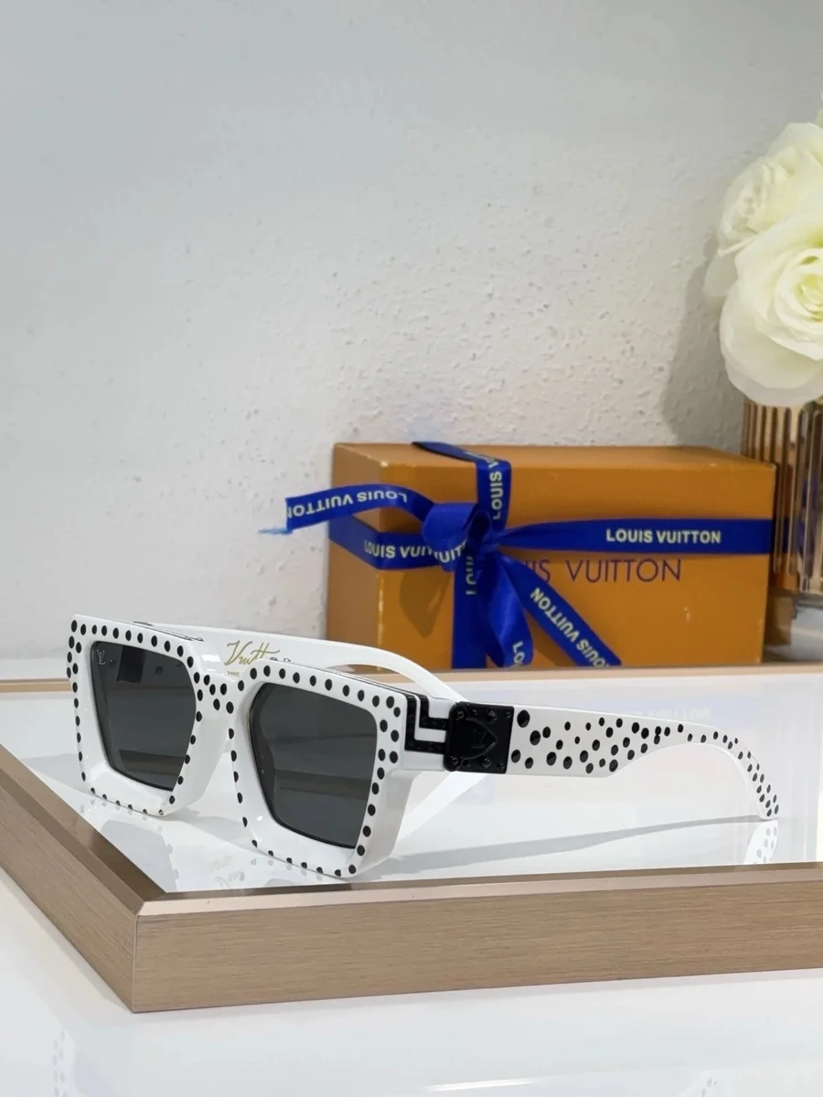 Louis Vuitton Louis Vuitton Monogram A29 White Polka Dot Sunglasses White