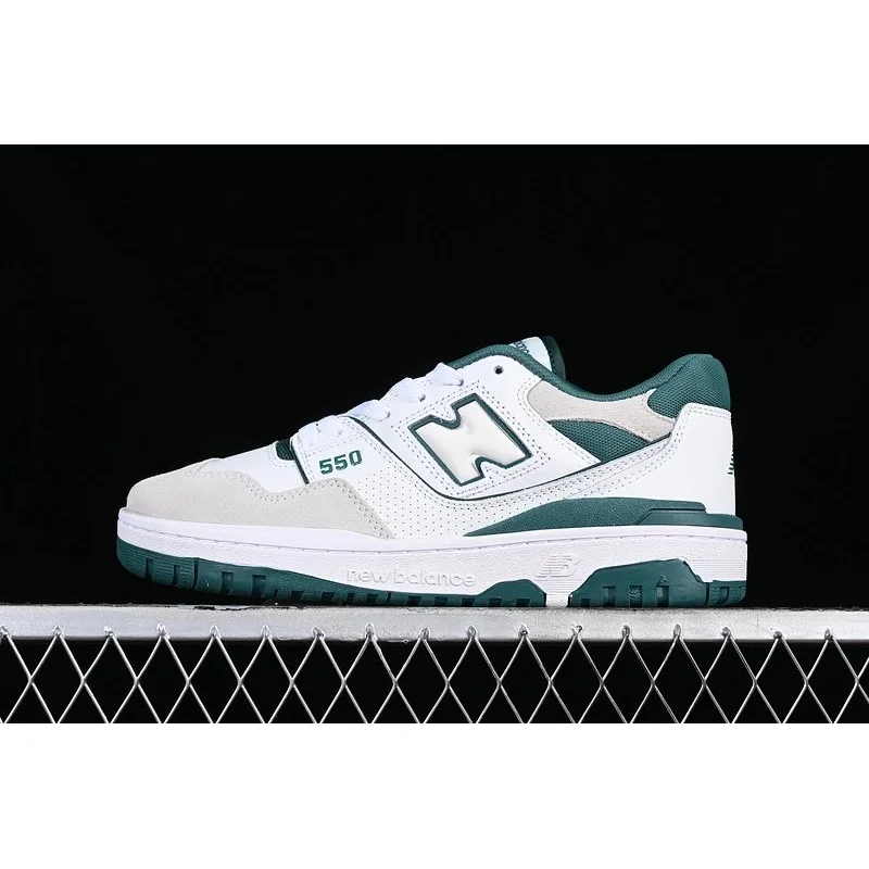 New Balance New Balance 550 White/Green Sneakers White