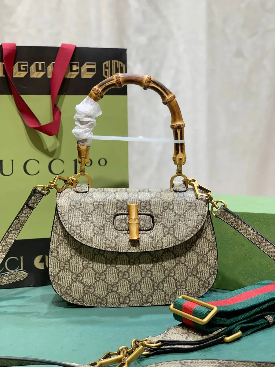 Gucci Gucci GG Supreme Bamboo Handle Shoulder Bag Beige - 1