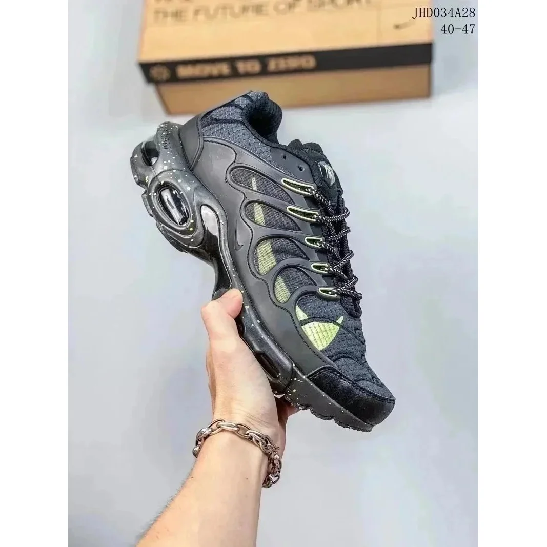 Nike Nike Air Max Plus Triple Black Glow Green Sneakers Black - 1