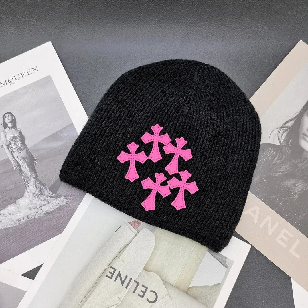 Chrome Hearts Chrome Hearts CH Cross Black Pink Cross Beanie Black