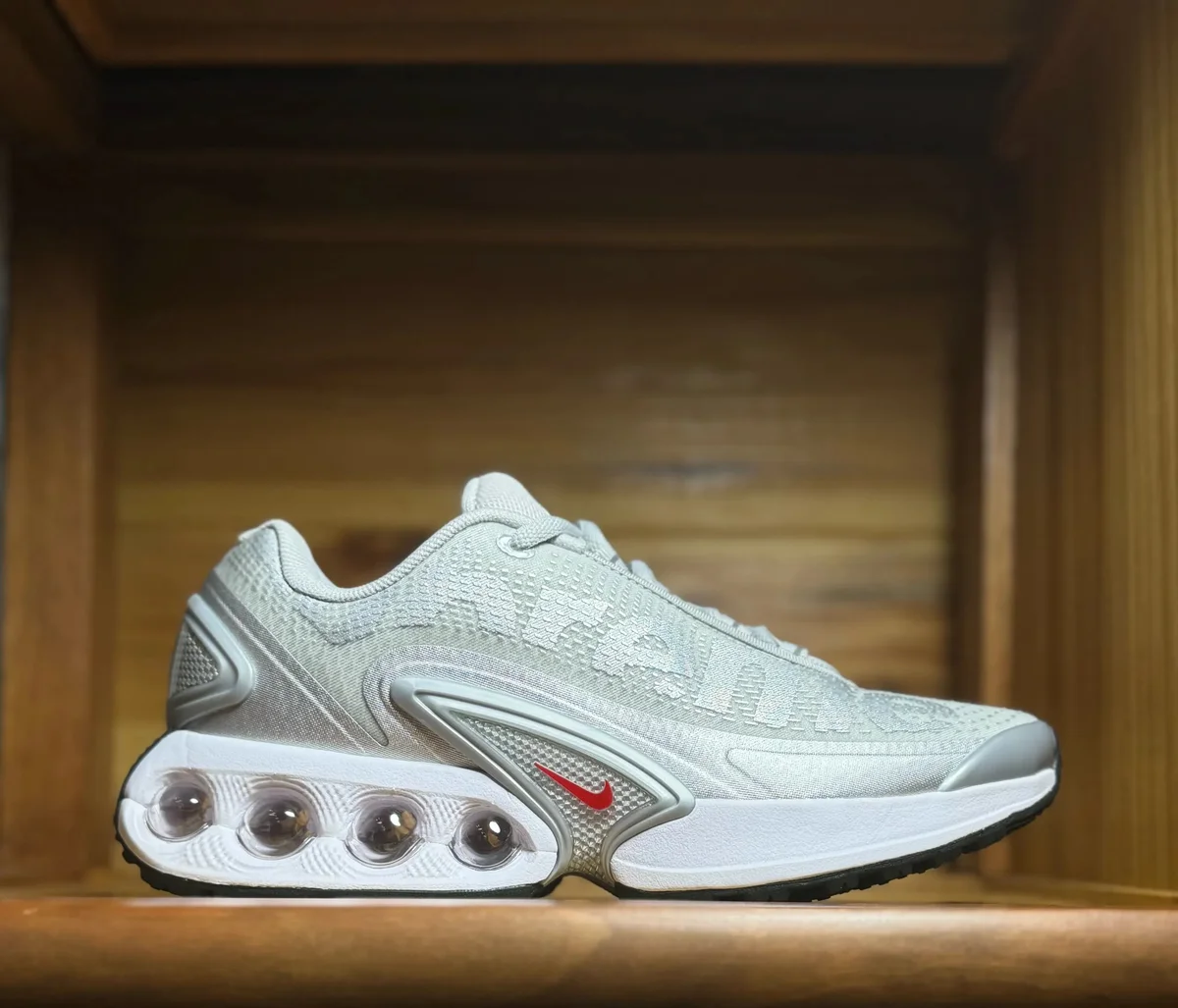 Nike Nike Air Max 270 Sail/University Red Sneakers Grey - 1