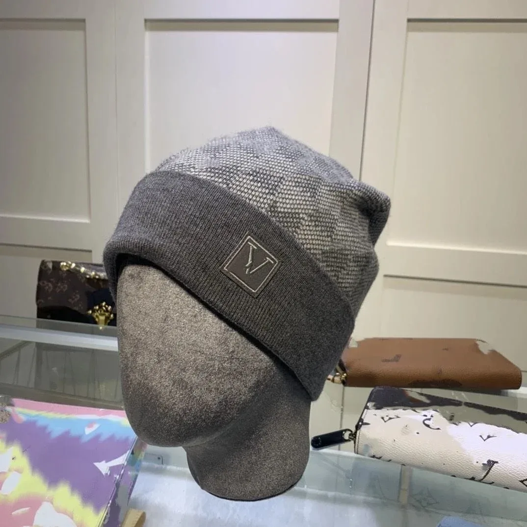 Other Gray Checkered Beanie Grey - 1