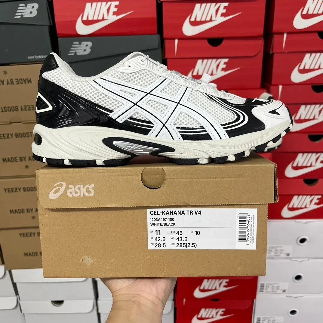 ASICS Asics Gel-Kahana TR V4 White/Black Sneakers White