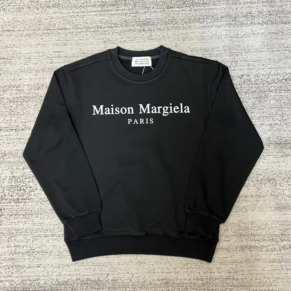 Maison Margiela Maison Margiela Black PARIS Logo Sweatshirt Black - 1