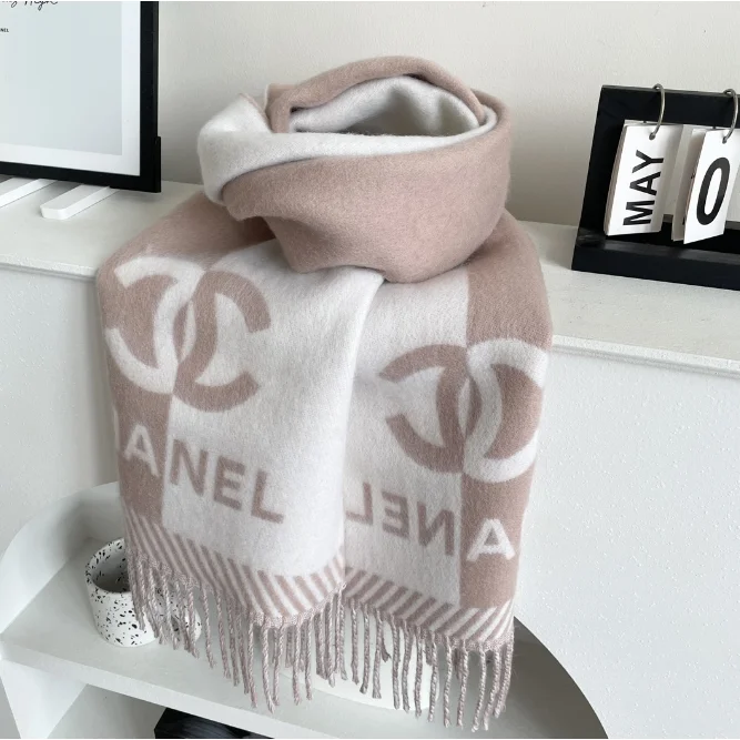 Chanel Chanel Beige/White CC Logo Scarf Beige