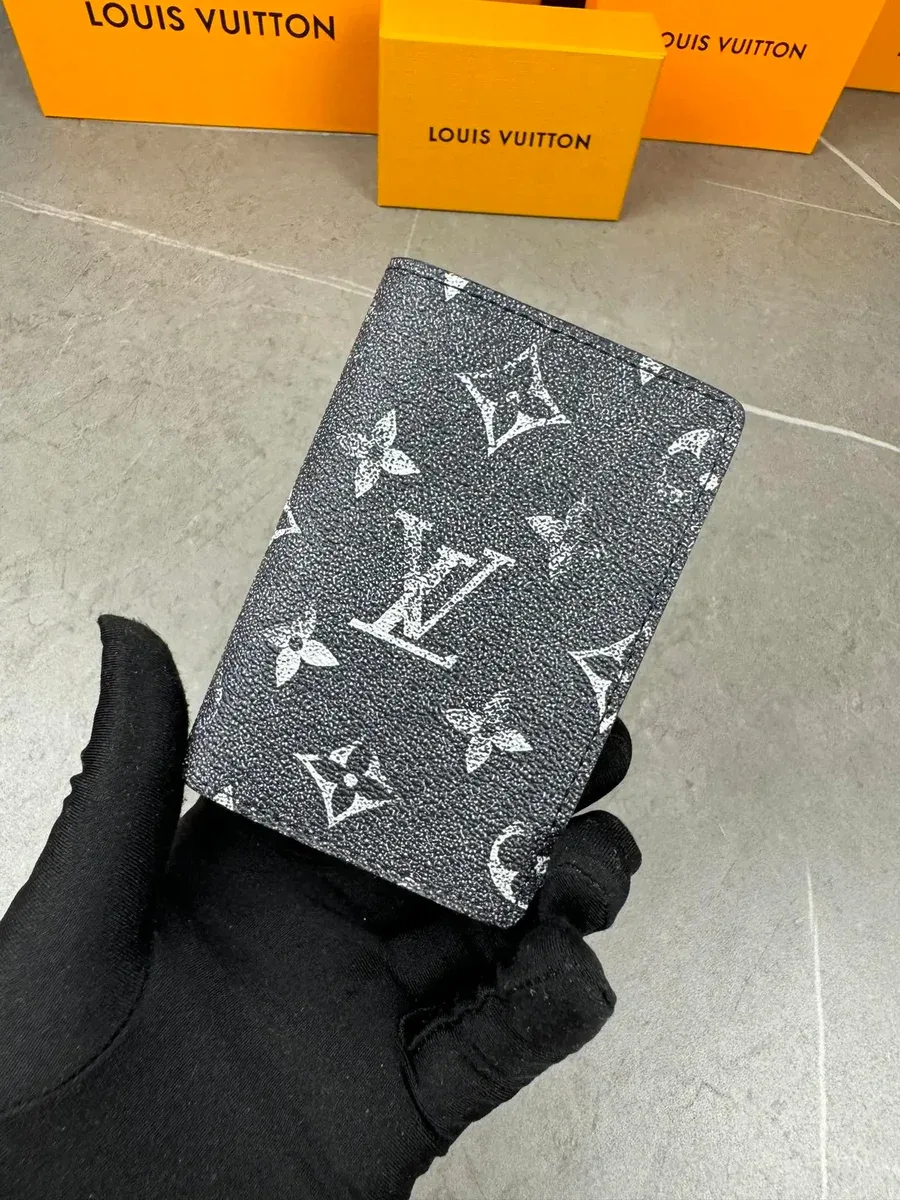 Louis Vuitton Monogram Card Holder Black