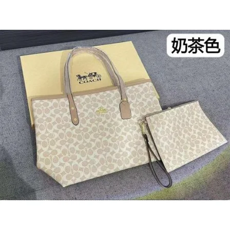 Coach Coach Signature Coa.ch 奶茶色 Tote & Pouch Set Beige