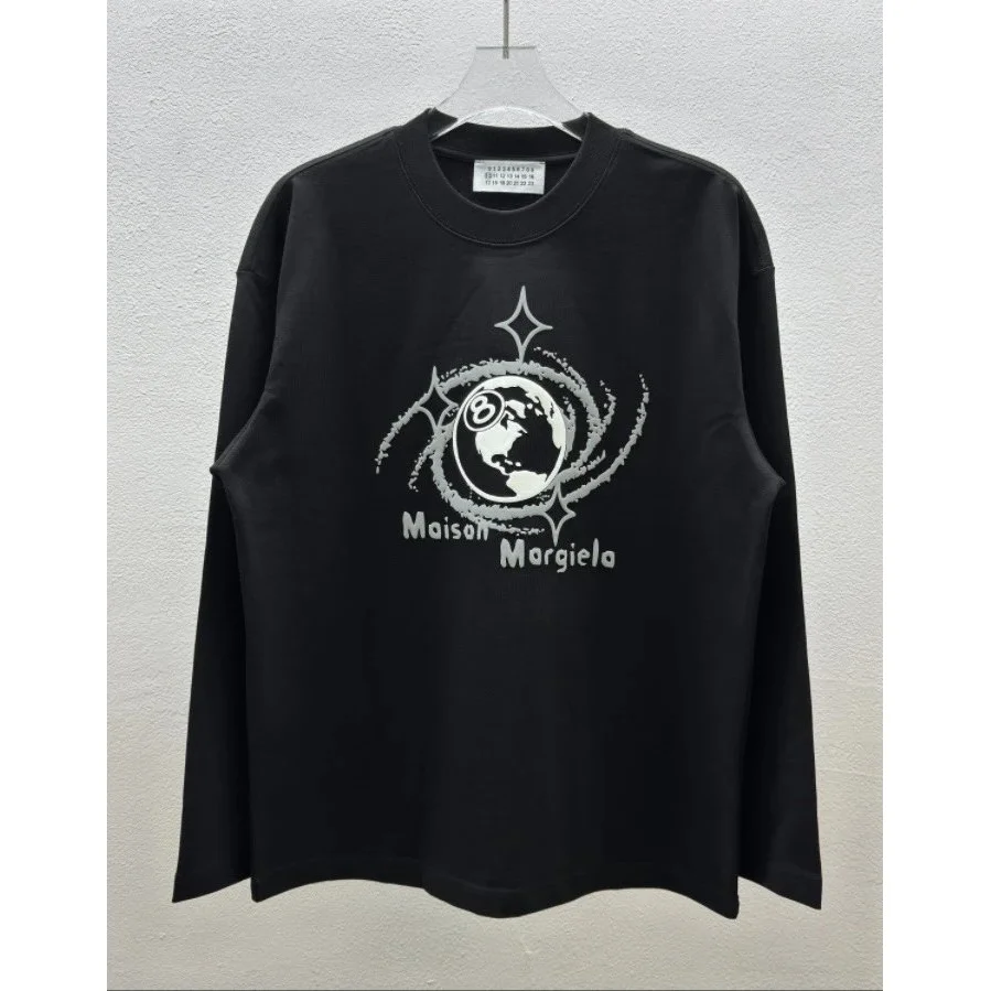 Maison Margiela Maison Margiela Black Globe Print Long Sleeve T-Shirt Black - 1