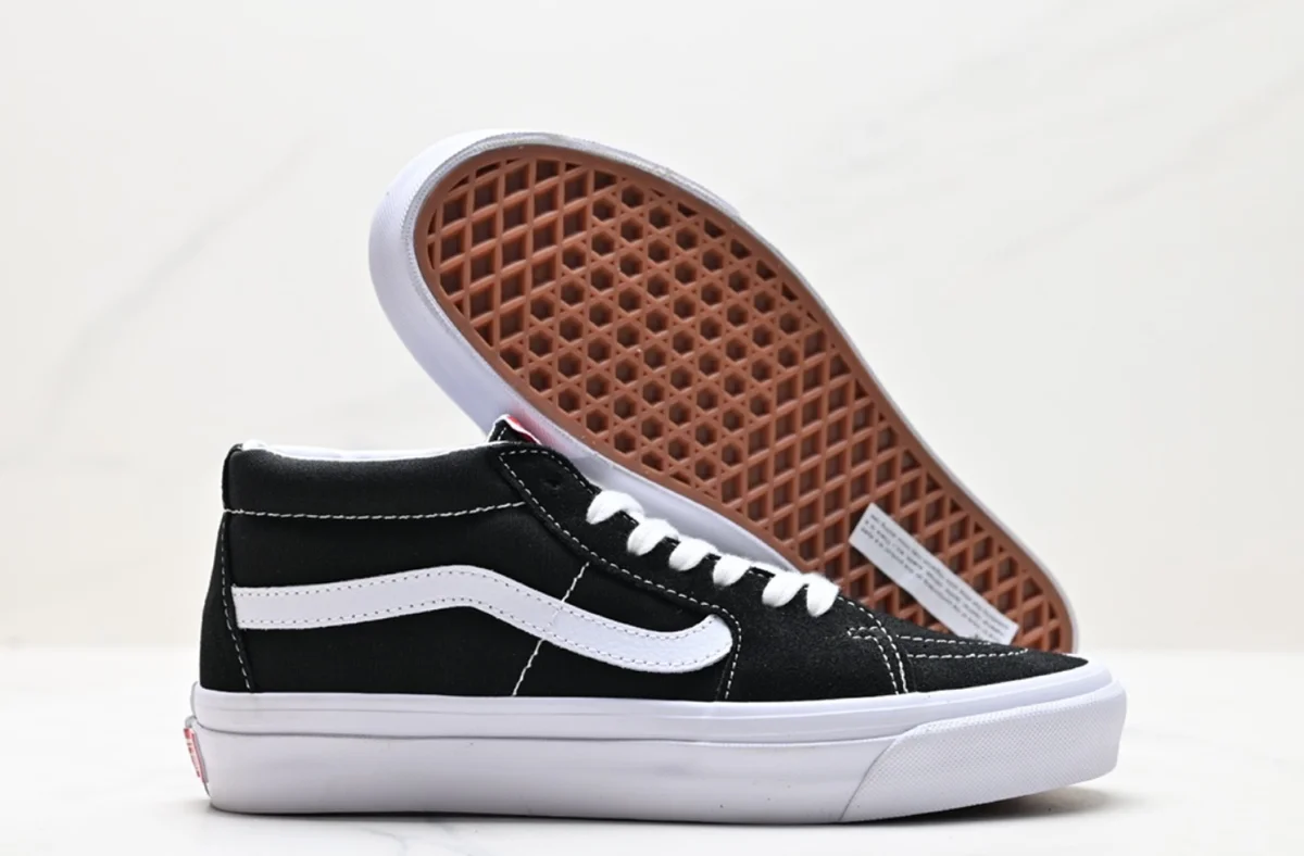 Vans Vans Sk8-Hi Mid Black/White Sneakers Black