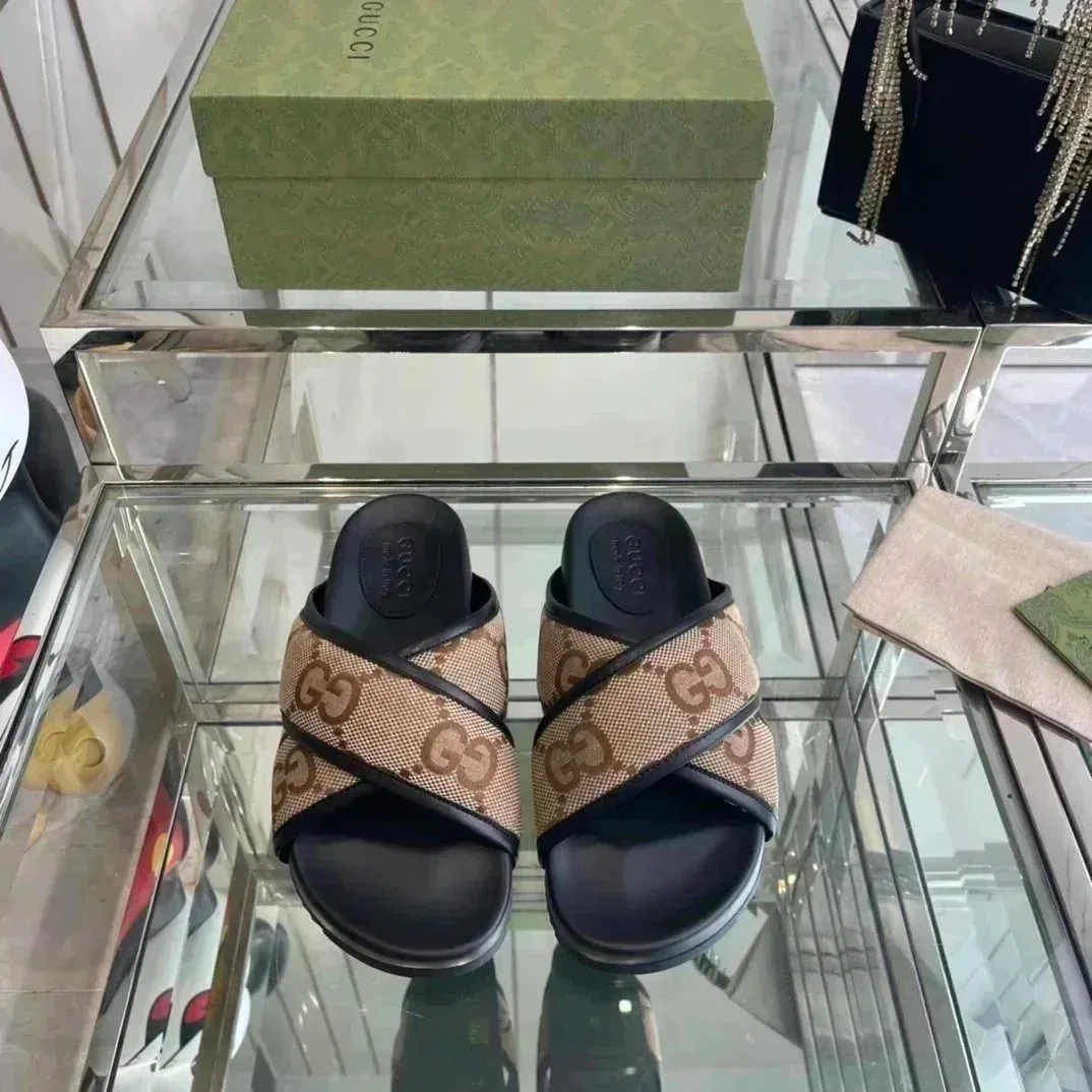 Gucci Gucci GG Supreme Beige/Brown/Black Slide Sandals Beige