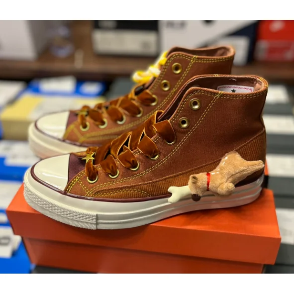 Converse Converse Chuck Taylor 1970s Brown Teddy Bear Sneakers Brown - 1